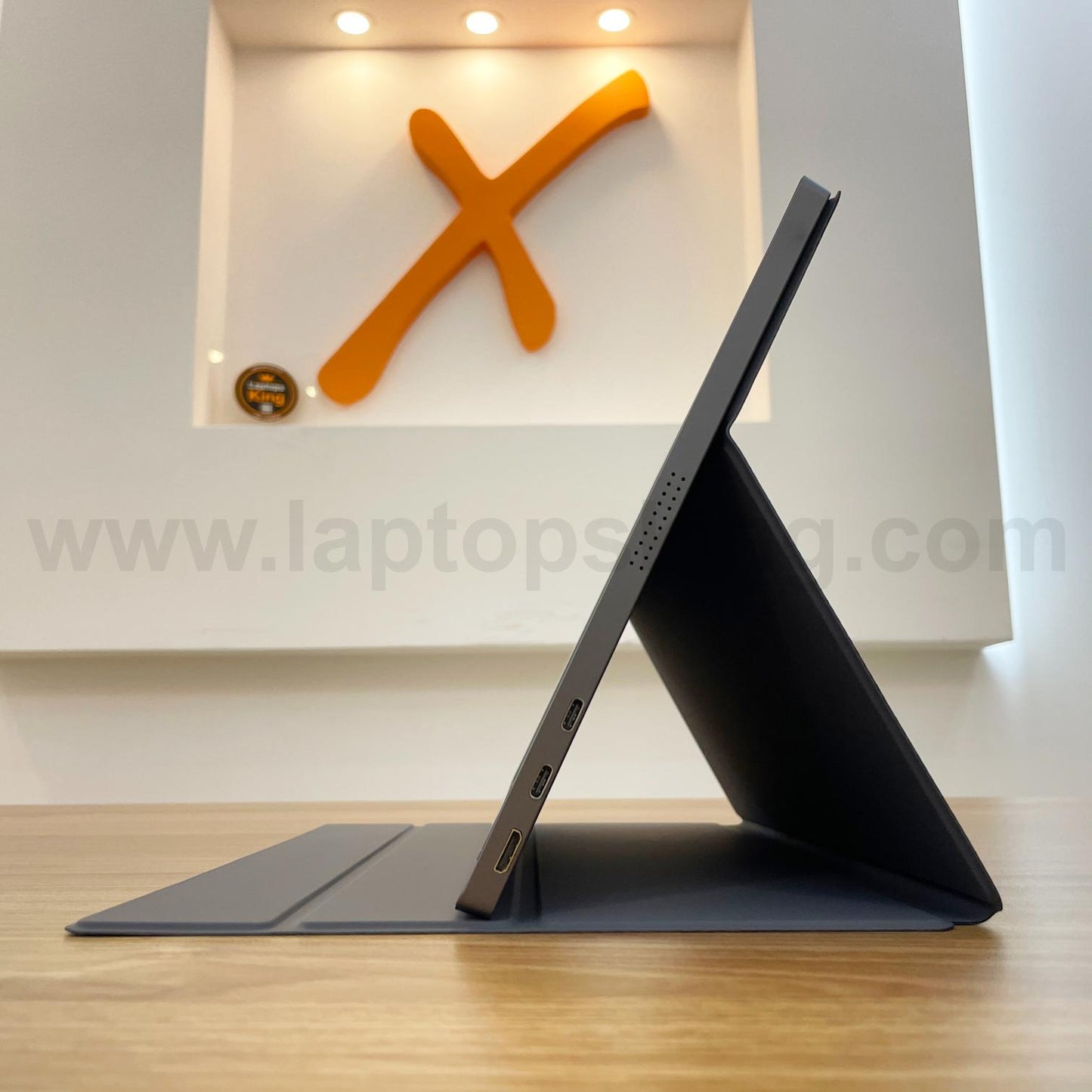 15.6" Fhd Ips Hdr Type-C | Portable Monitor (Brand New)