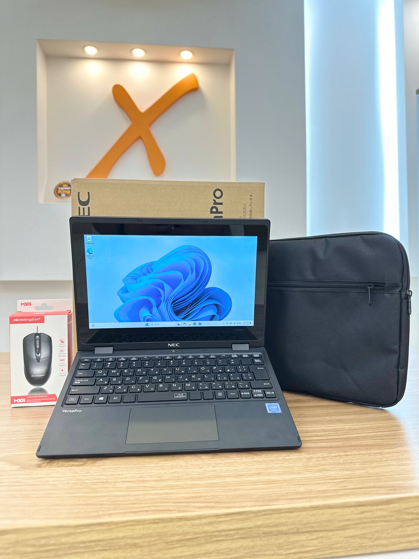 NEC VERSA PRO INTEL DC 11.6" FLIP TOUCH SCREEN LAPTOP (BRAND NEW)