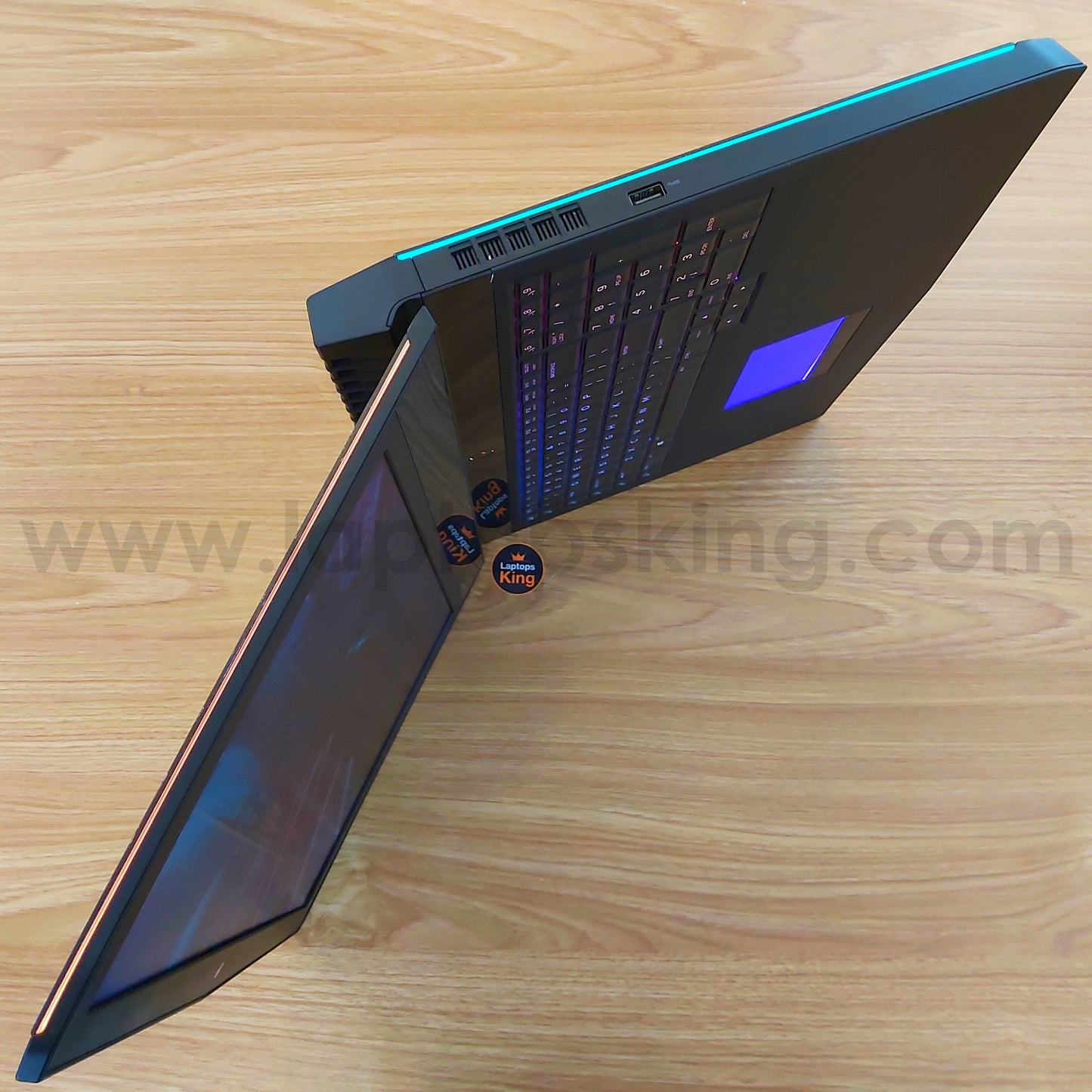 Alienware 17 R5 RGB Gaming Laptop Offers (Used in USA - Very Clean)