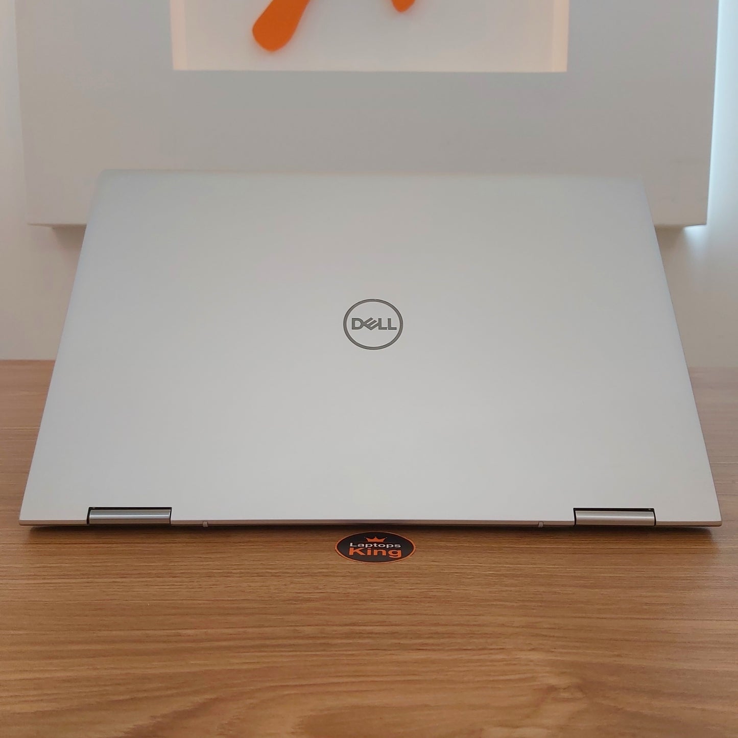 Dell Inspiron 7500 2in1 i5-1035G1 15.6" Flip Touchscreen Laptop (Open Box)