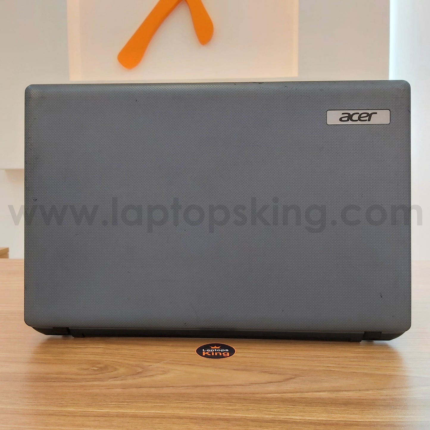 Acer Aspire 5749 Core i3 Laptop (Used Very Clean)