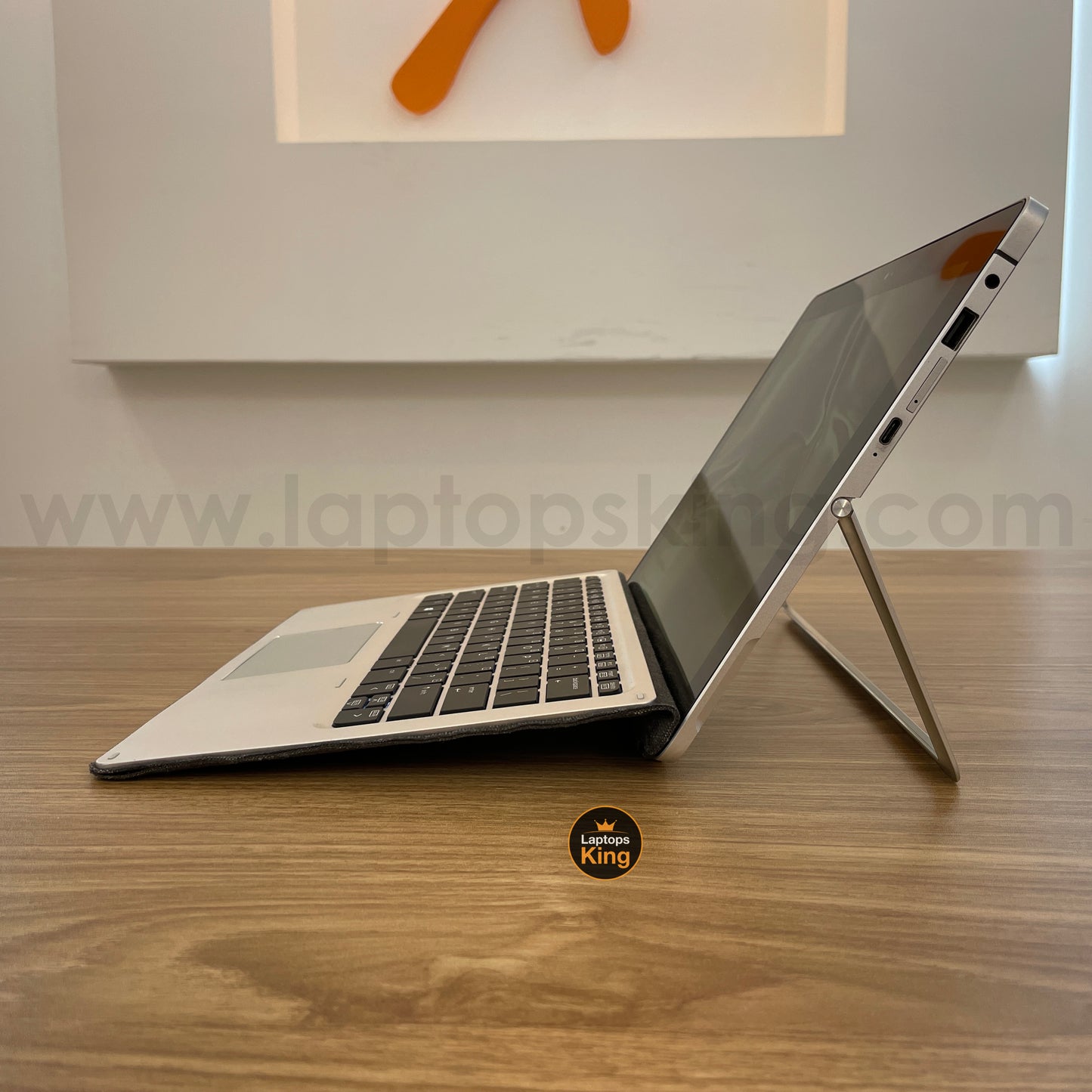 HP Elite X2 1012 2in1 Core M7-6Y75 Touchscreen With Pen Detachable Laptop (Used Very Clean) Computer for sale Lebanon, laptop in Lebanon, laptop for sale Lebanon, best programming laptop, laptop for sale in Lebanon, laptops for sale in Lebanon, laptop for sale in Lebanon, buy computer Lebanon, buy laptop Lebanon.