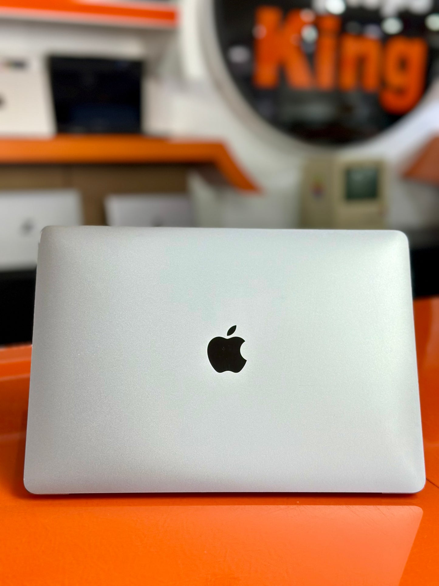 Apple MacBook Pro M1 8GB RAM 256GB SSD 13.3" Touch Bar Laptop (Open Box)