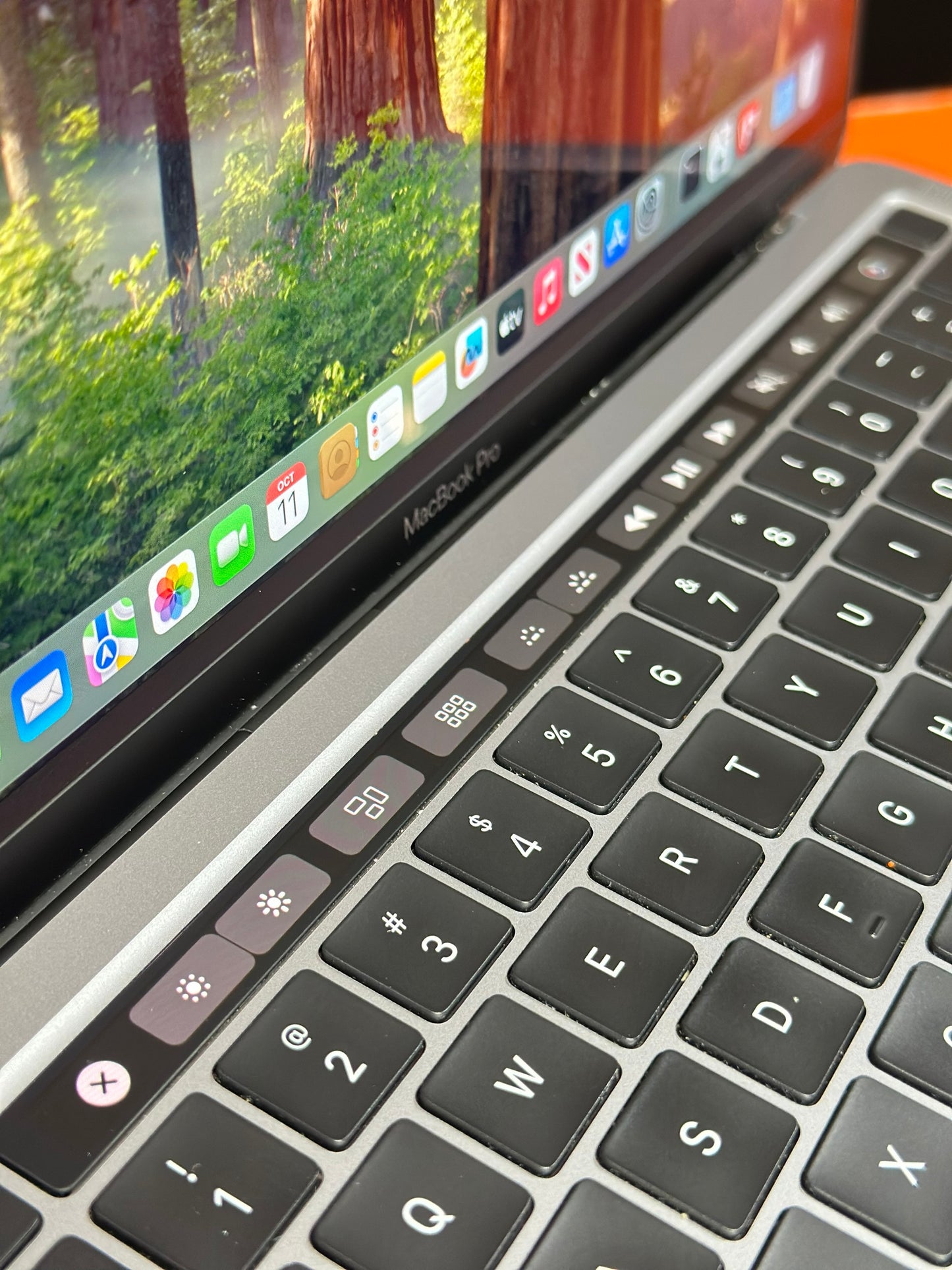 Apple MacBook Pro M1 8GB RAM 256GB SSD 13.3" Touch Bar Laptop (Open Box)