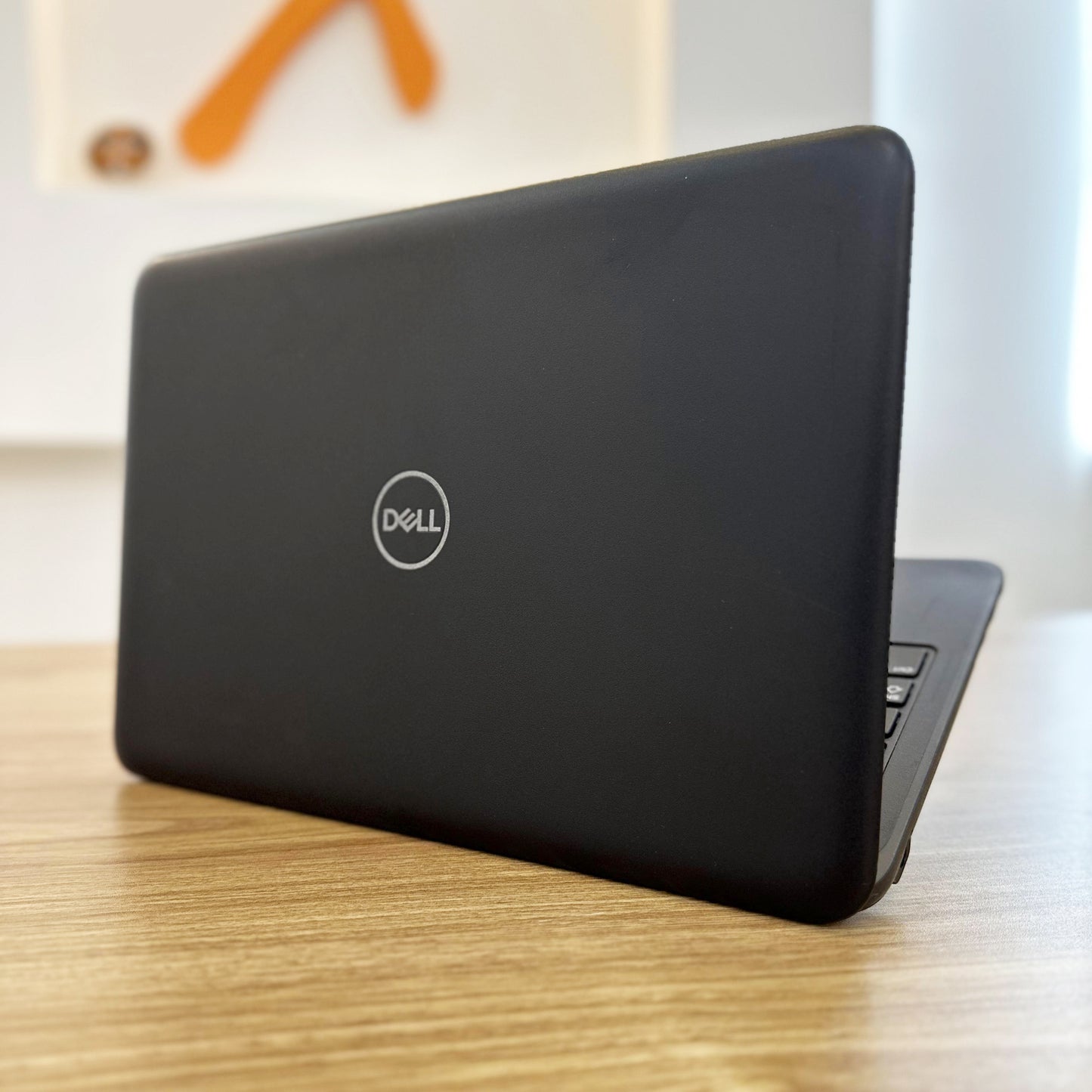 Dell Latitude 3190 Intel DC Cpu 12-inch Laptop Colors Offers (Used Very Clean)