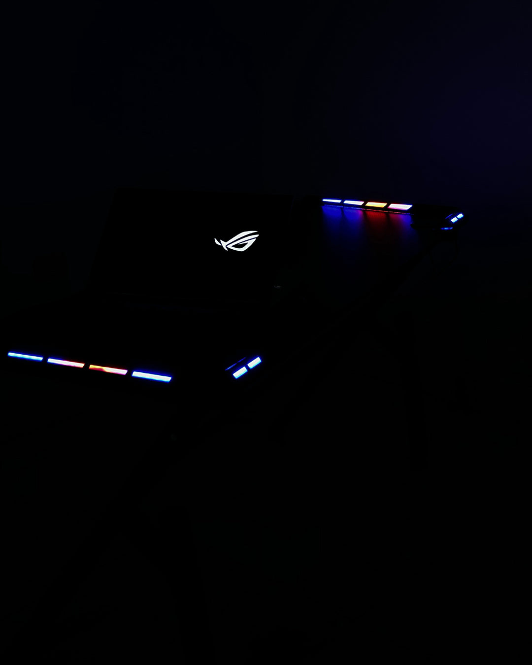 RGB GAMING DESK+ STRONG STEEL/ HIGH QUALITY/ FUTURISTIC DESIGN (BRAND NEW )