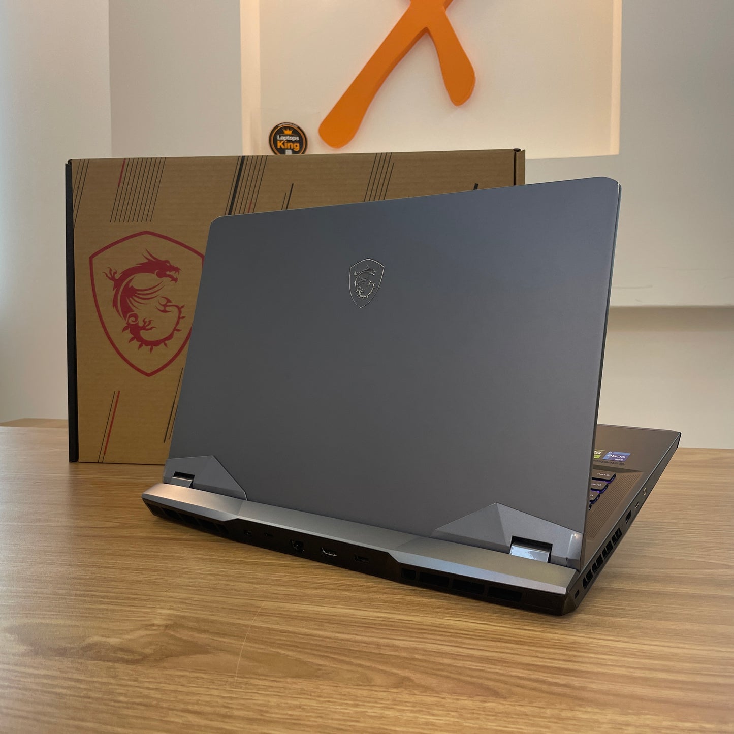 Msi Raider GE76 11UE 9S7-17K314-1056 Steelseries Core i7-11800h Rtx 3060 144hz 17.3" Gaming Laptops (Used Very Clean)