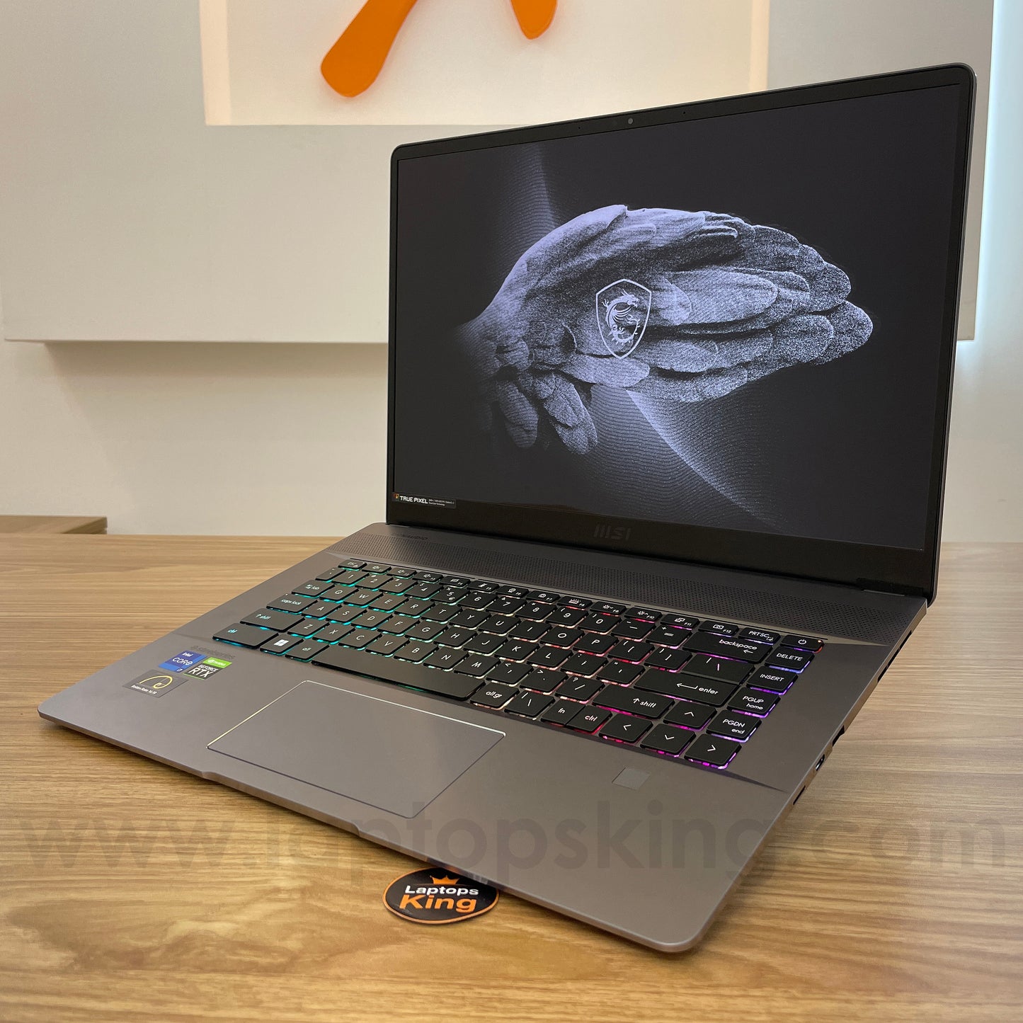 Msi Creator Z16 A11UE SteelSeries Core i7-11800h Rtx 3060 120hz Qhd+ 16" Laptop Offers (New)
