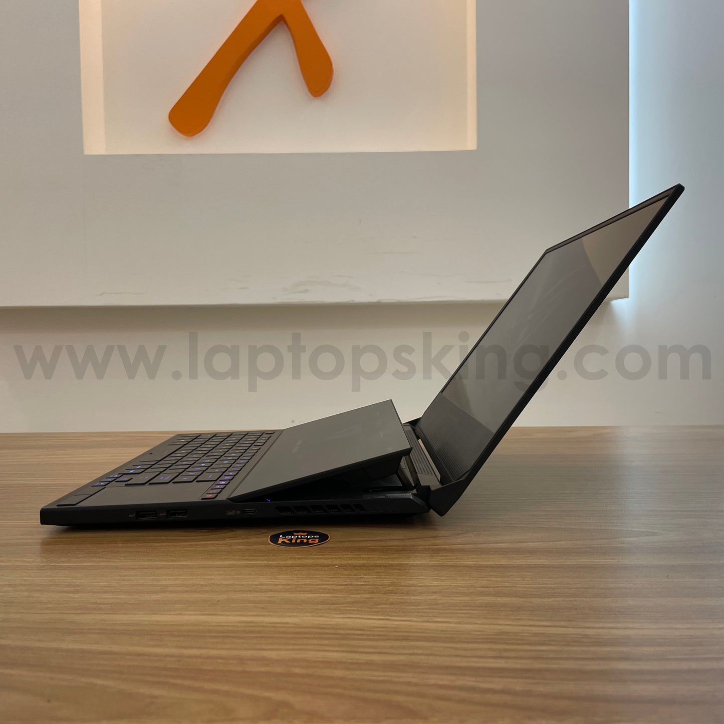 Asus Rog Zephyrus Duo 15 SE Ryzen 9 5900hx 300hz Rtx Dual-Screen Laptops (New OB)
