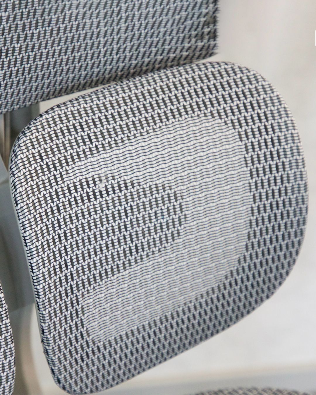 SIT | RELAX | CONQUER ERGOFLEX ERGONOMIC CHAIRS | PREMIUM QUALITY