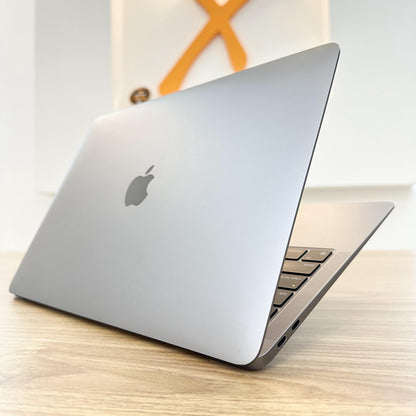 MACBOOK AIR M1 13.3"(2560x1600) LAPTOP (OPEN BOX WITH WARRANTY)