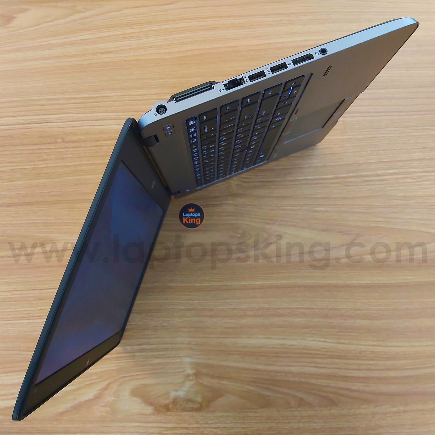 Hp EliteBook 745 AMD A8 Pro-7150b 7th Gen Radeon R5 Laptop Offer (Open Box)