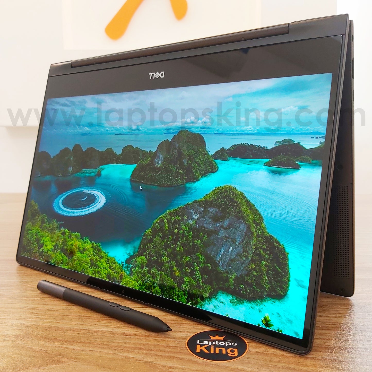 Dell Inspiron 7390 i7-8565U 4K Flip-Touchscreen 2in1 Laptop (Open Box)